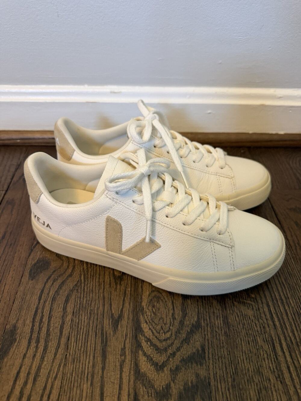 Veja Esplar Logo Extra White Sable Womens Sz 8 EU 39
